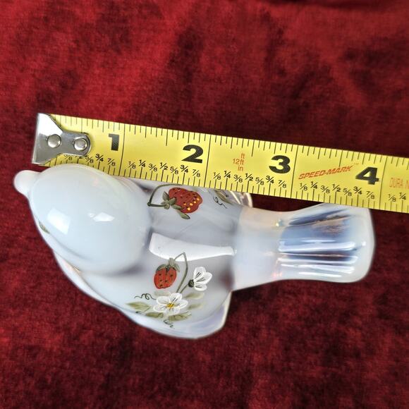 Fenton Glass Opalescent Strawberries & Flowers Hand Painted Bird Signed - Picture 15 of 16